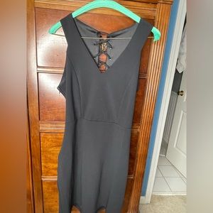 Women’s bodycon sleeveless dress